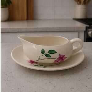 1950's Canonsburg Bermuda Rose Gravy Boat